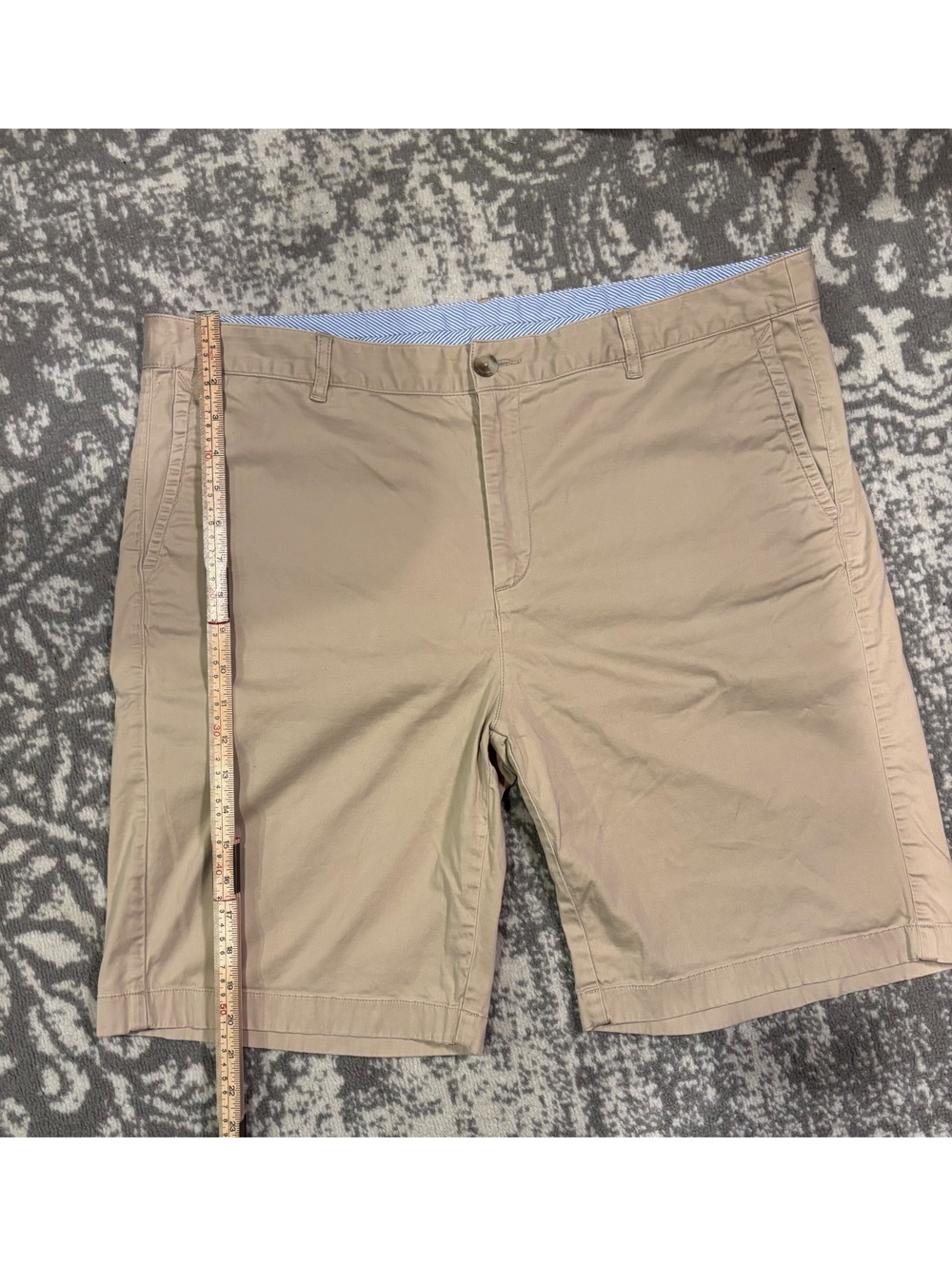 L.L. Bean women’s favorite fit Bermuda khaki shorts 18